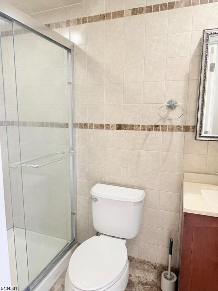 416 Broad St - Photo 5 of 5