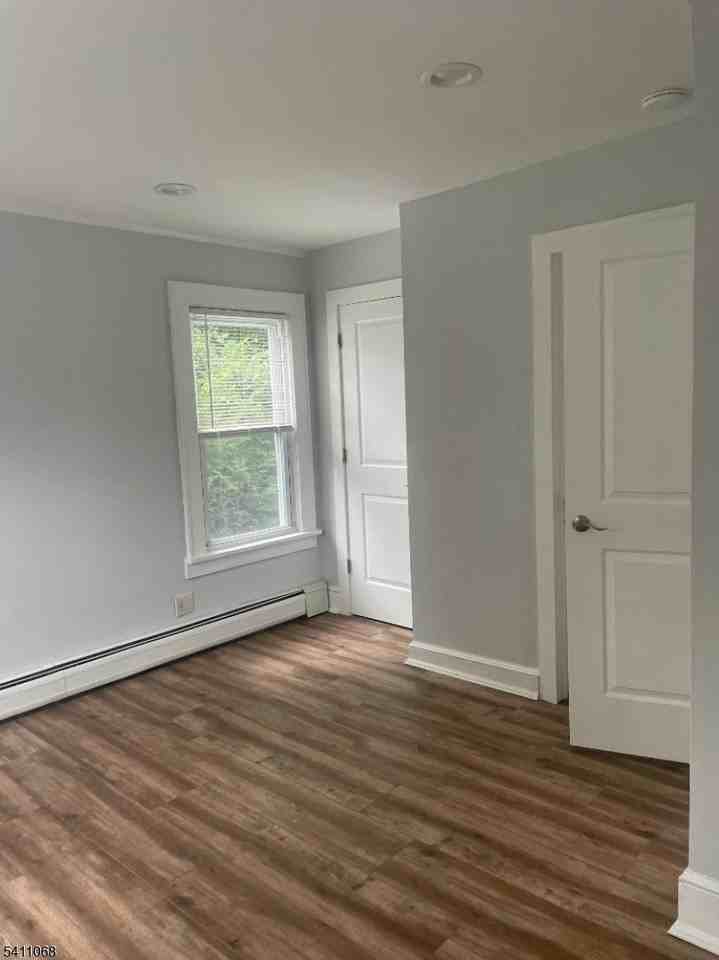 897 Springfield Ave - Photo 5 of 14