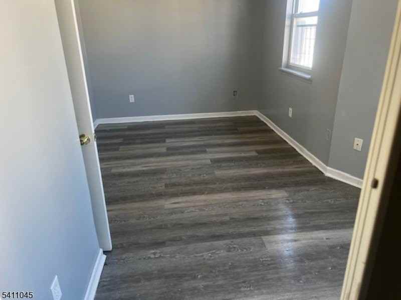 126 Livingston St - Photo 2 of 6