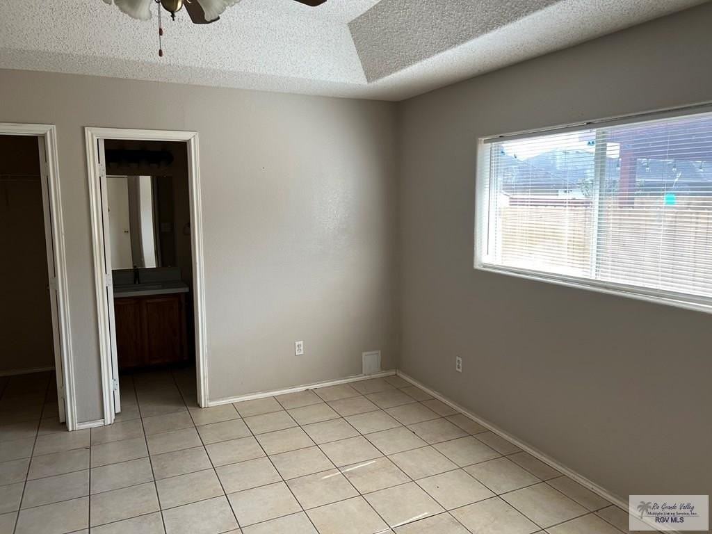 6652 Noble Pne - Photo 5 of 9