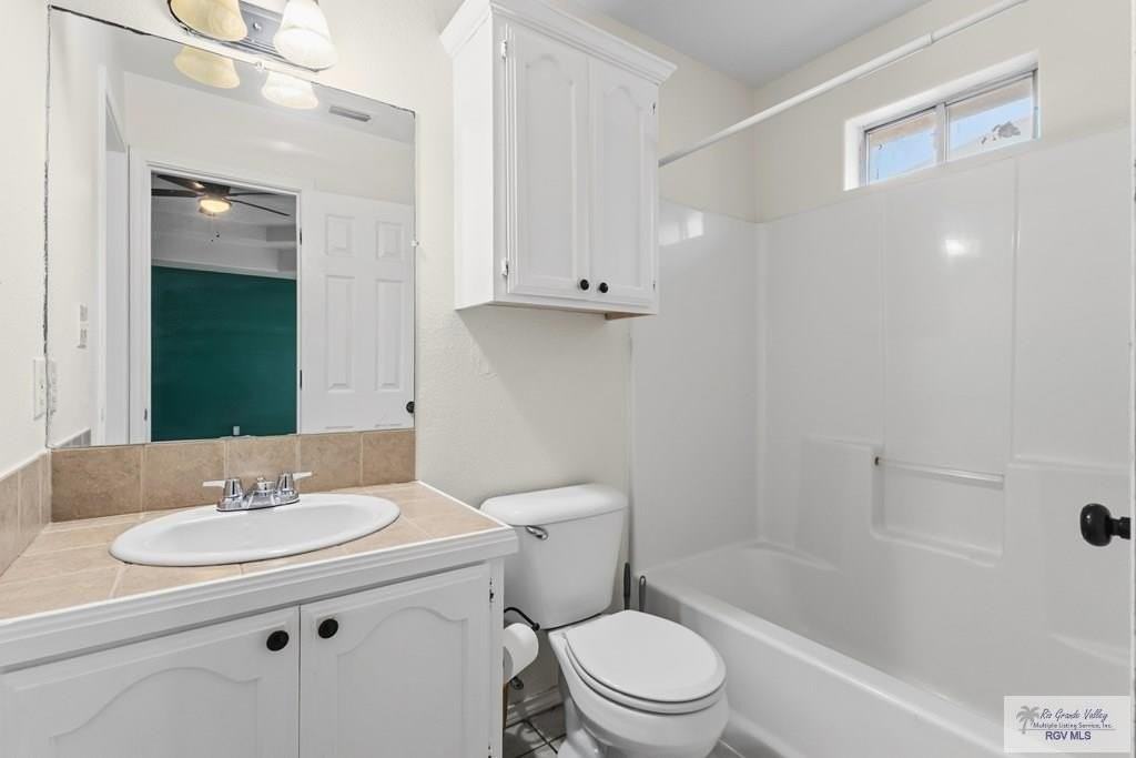 6066 Blanco River St - Photo 7 of 13