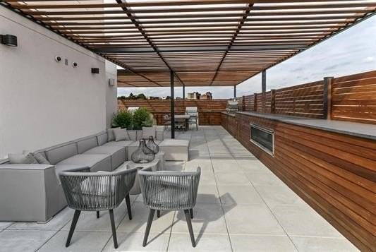 372 9th St #4A - Photo 5 of 22