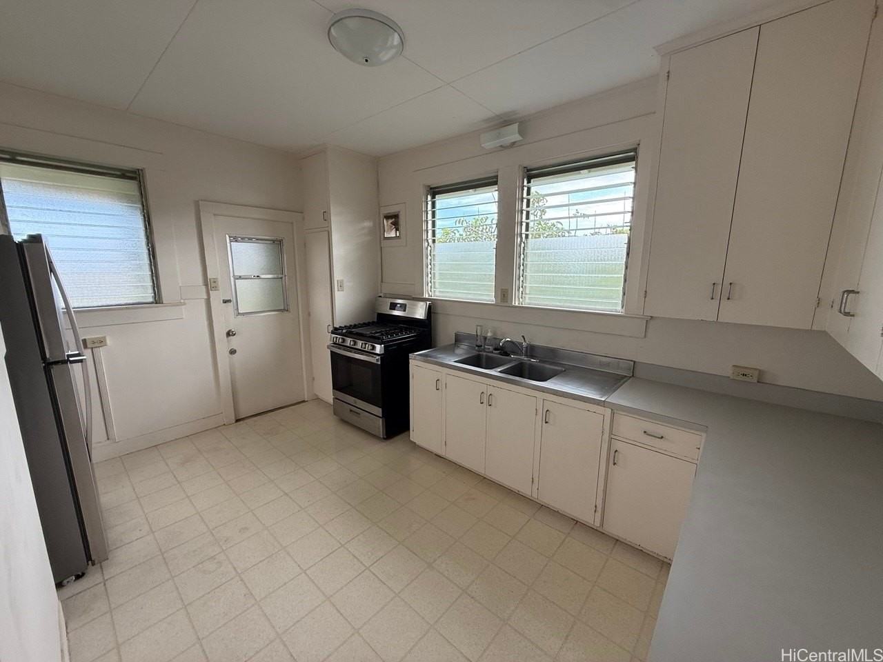 1241 17th Ave Apt A #A - Photo 6 of 13