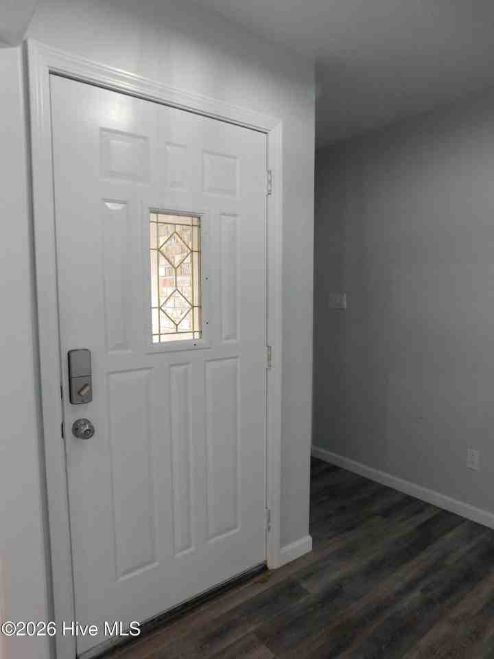 103 Boatswain Dr - Photo 6 of 35