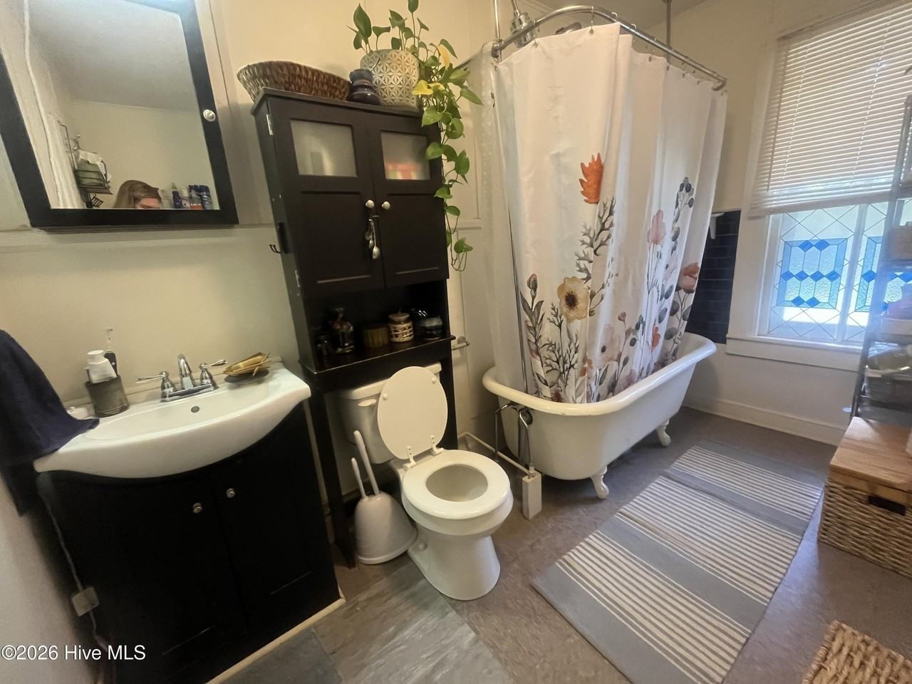 310 N Bennett St Apt 2 #2 - Photo 2 of 6