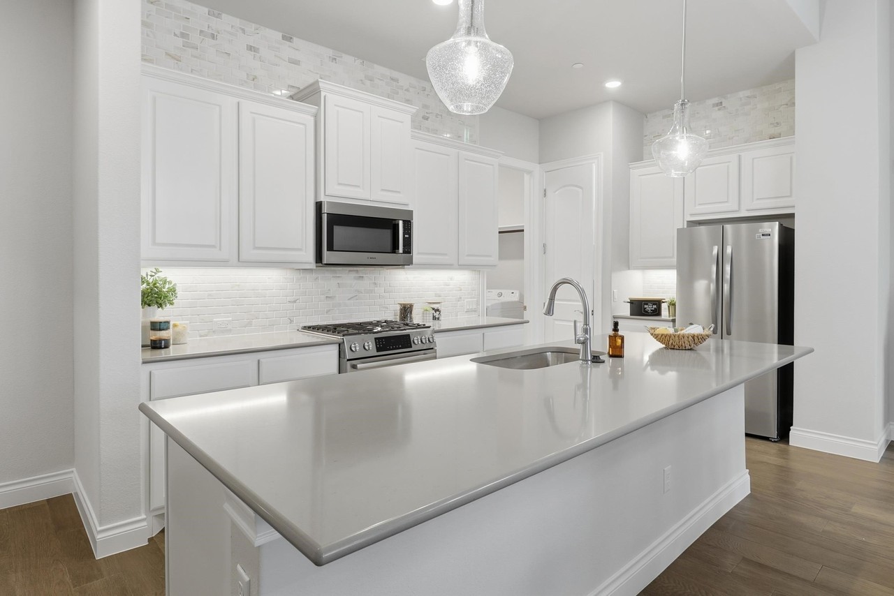 138 Rivalto Dr - Photo 6 of 21