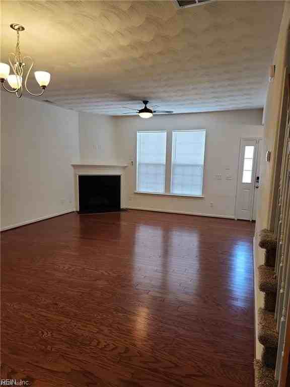 2212 Humphreys Dr - Photo 5 of 19