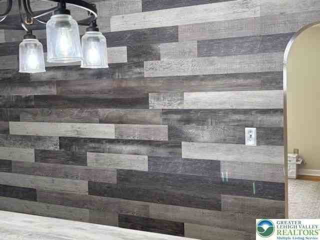 321 Keystone Dr - Photo 7 of 10