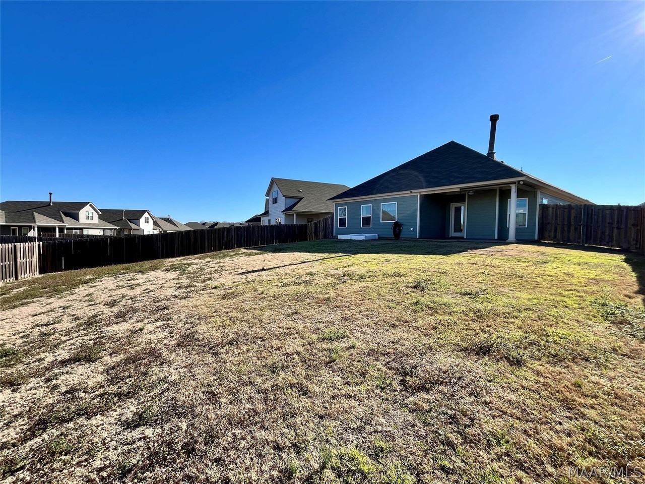 876 Hedgefield Way - Photo 6 of 50