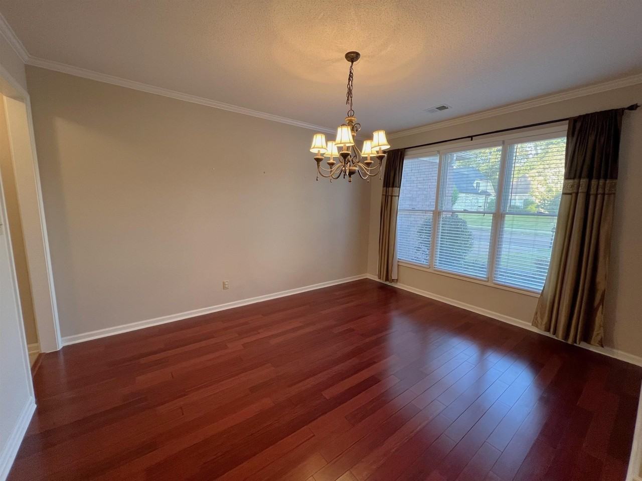 4883 Fox Springs Dr - Photo 3 of 27