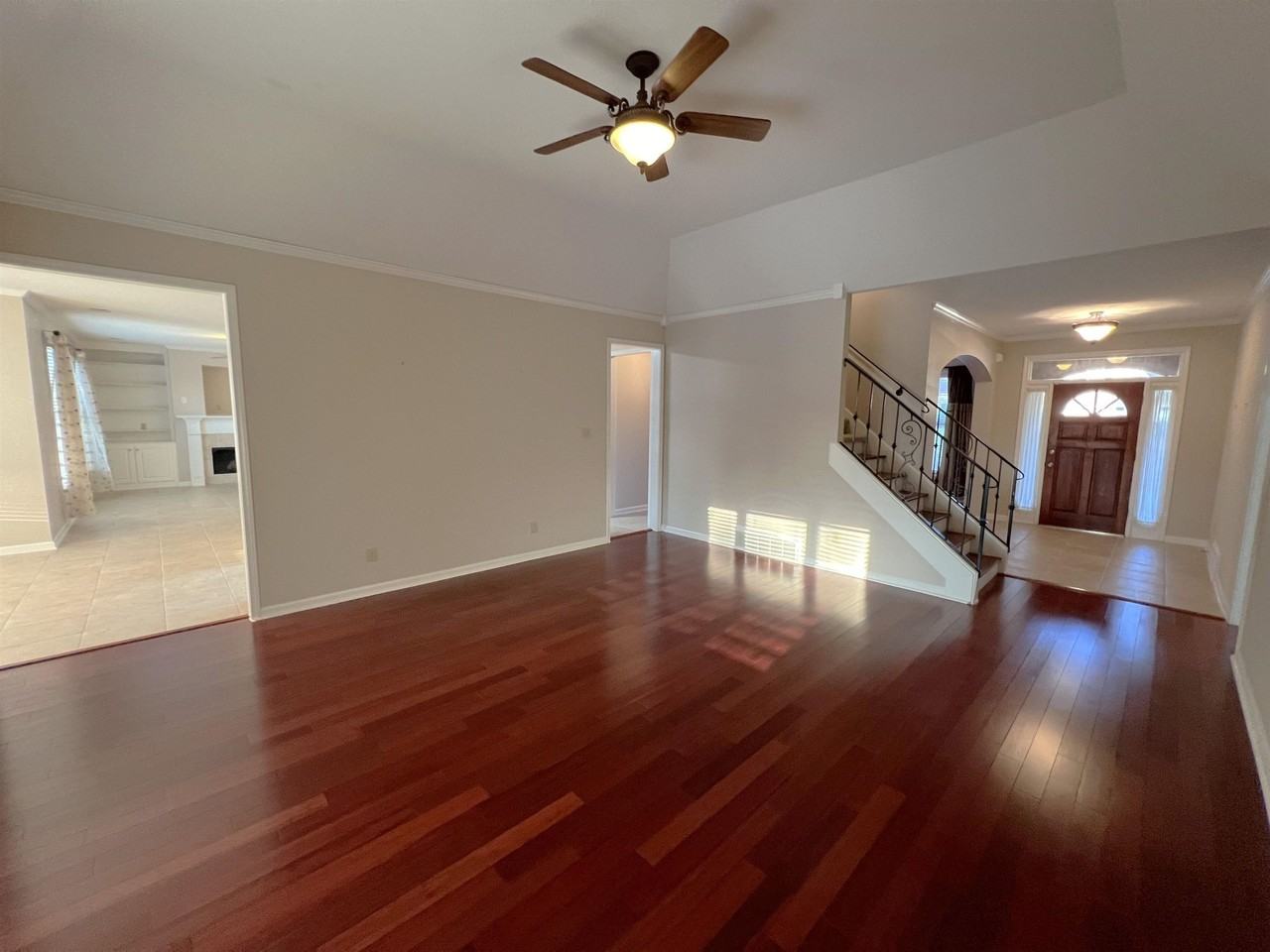 4883 Fox Springs Dr - Photo 5 of 27