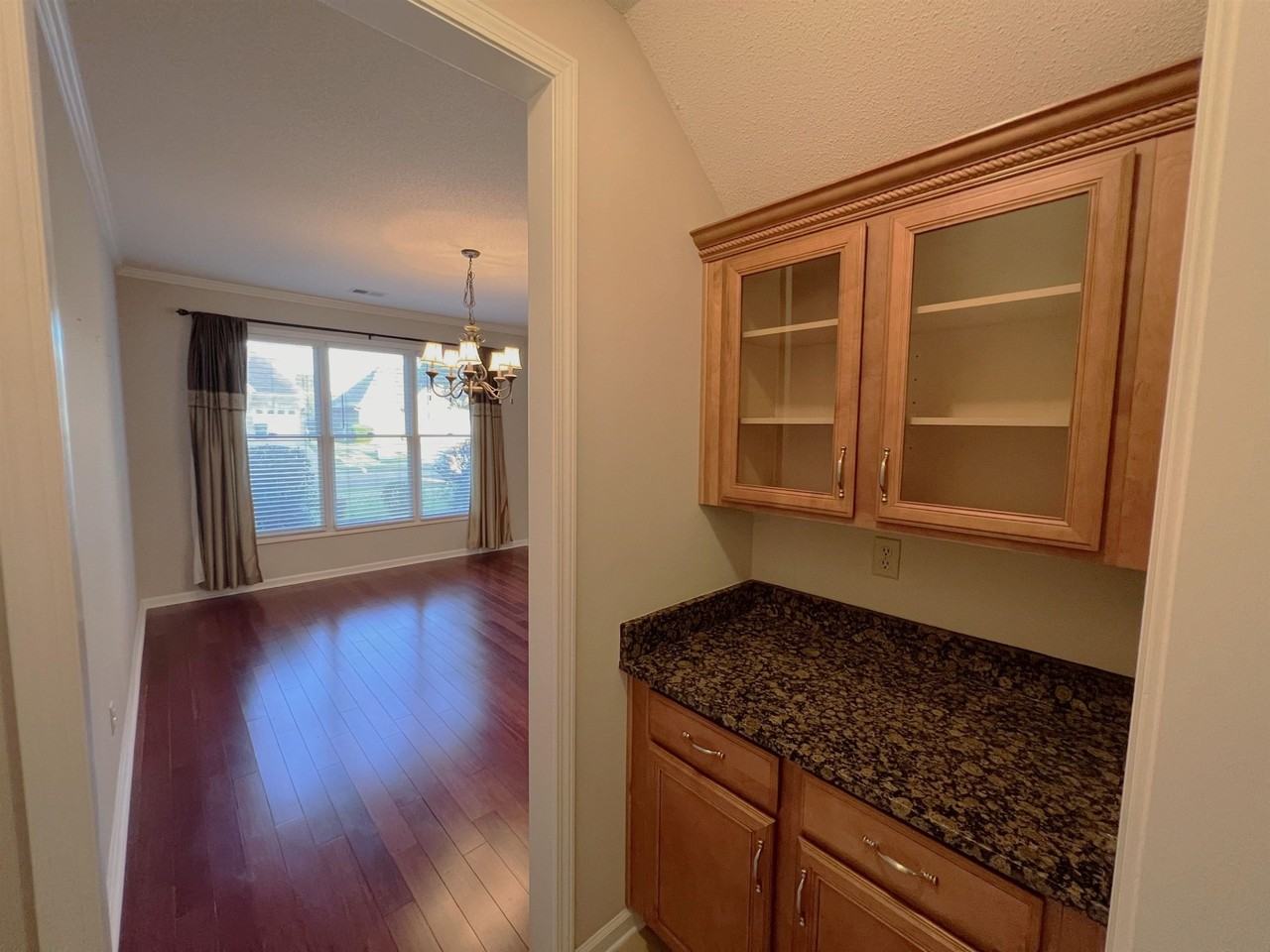 4883 Fox Springs Dr - Photo 6 of 27