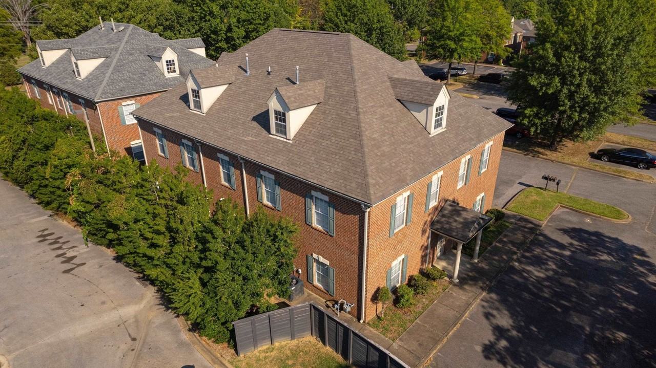 1175 Vickery Ln #202 - Photo 5 of 20