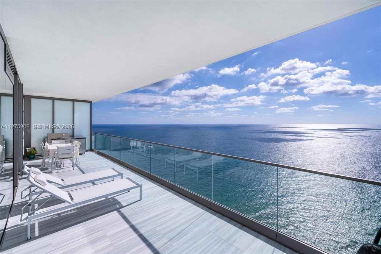 18975 Collins Ave #3802 - Photo 2 of 30