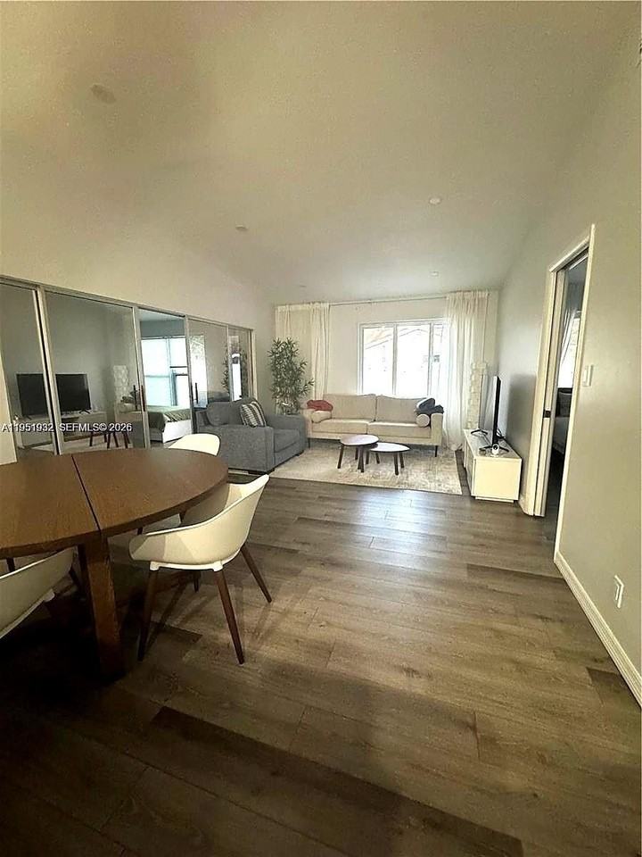 5482 Lakewood Cir S #B - Photo 7 of 16