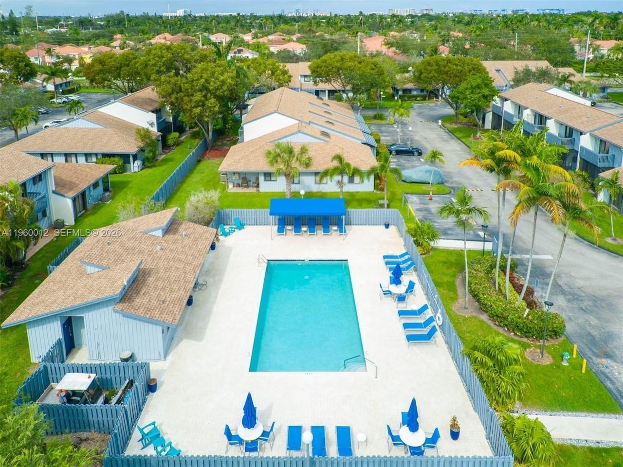 1422 Amanda St #1422 - Photo 5 of 40