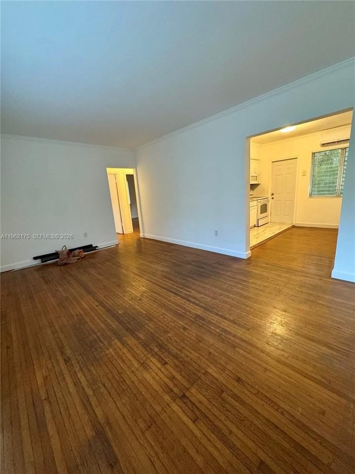 300 Mendoza Ave #2 - Photo 2 of 17