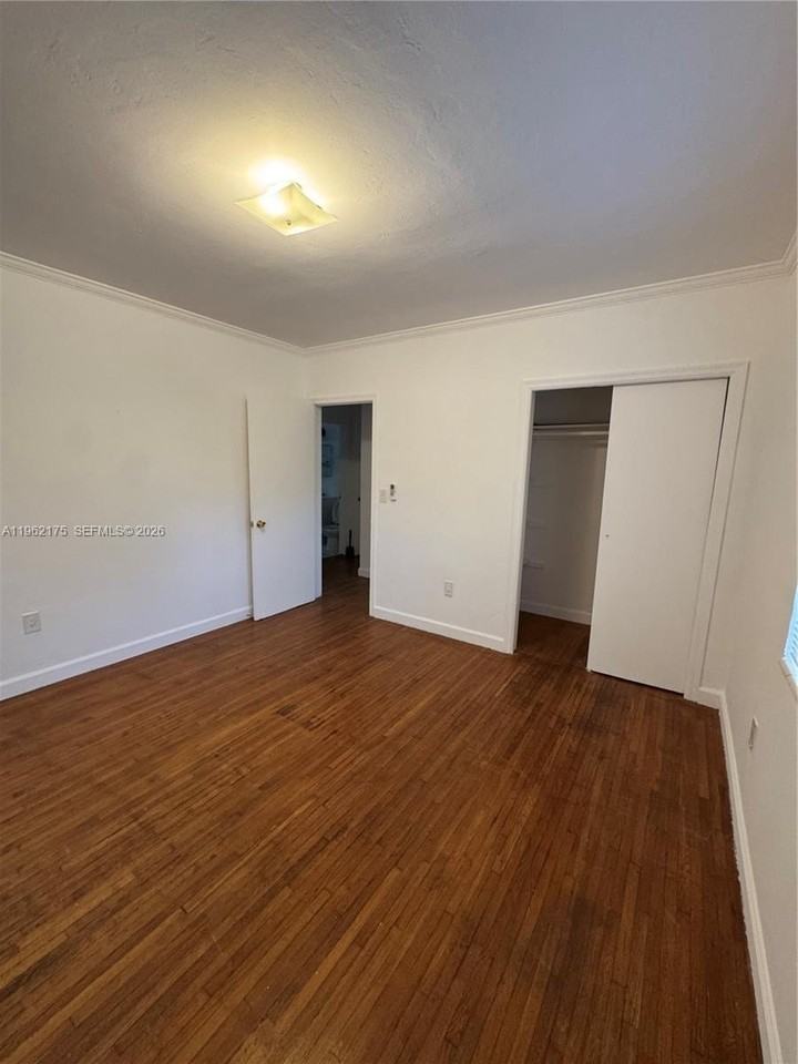 300 Mendoza Ave #2 - Photo 7 of 17