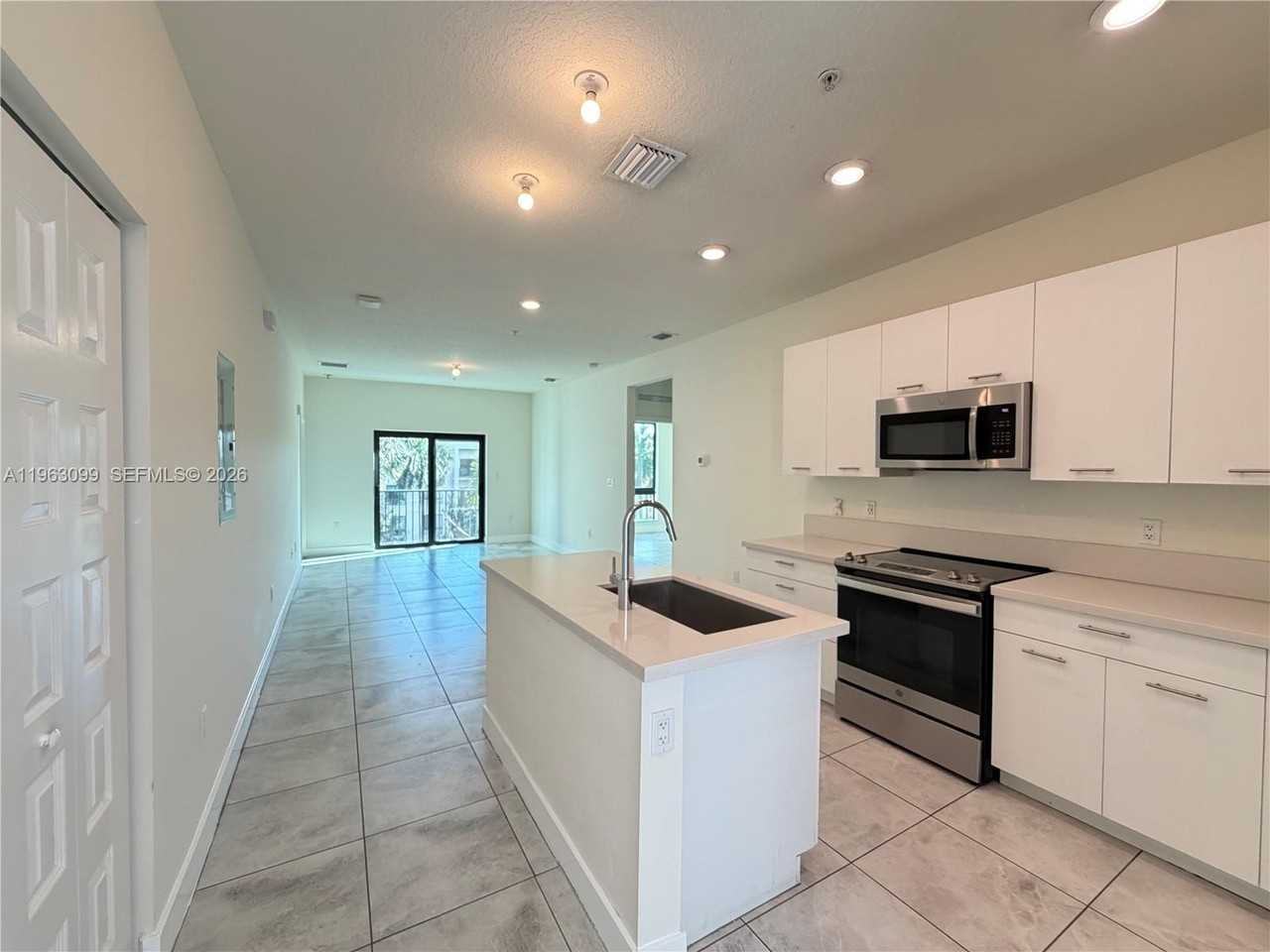 4640 Nw 84th Ave #47 - Photo 4 of 19