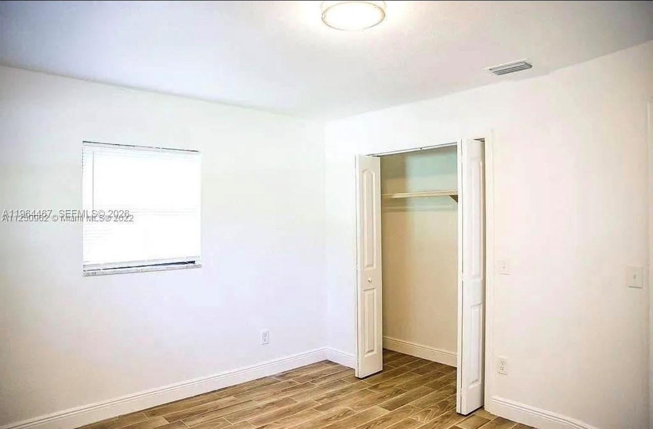 212 N 41st St - Photo 6 of 12