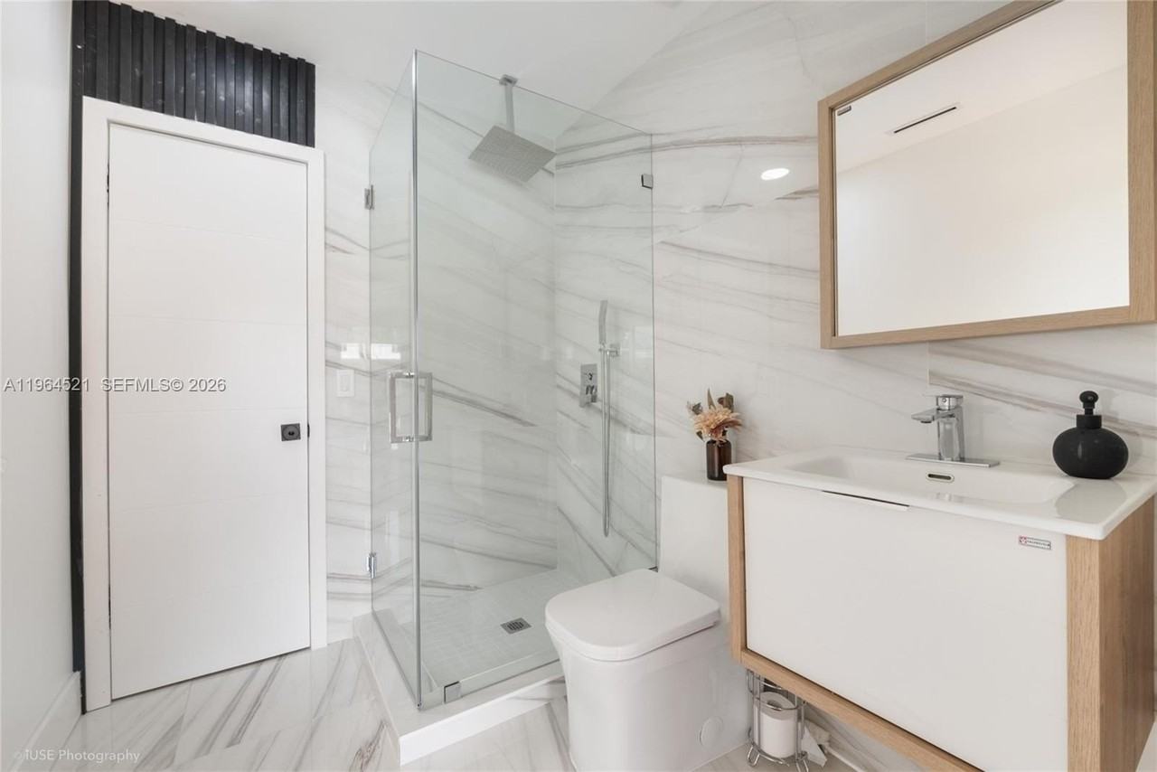 8270 Sw 130th St - Photo 7 of 18