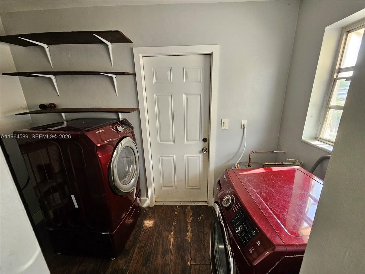 7501 Pierce St #0 - Photo 7 of 10