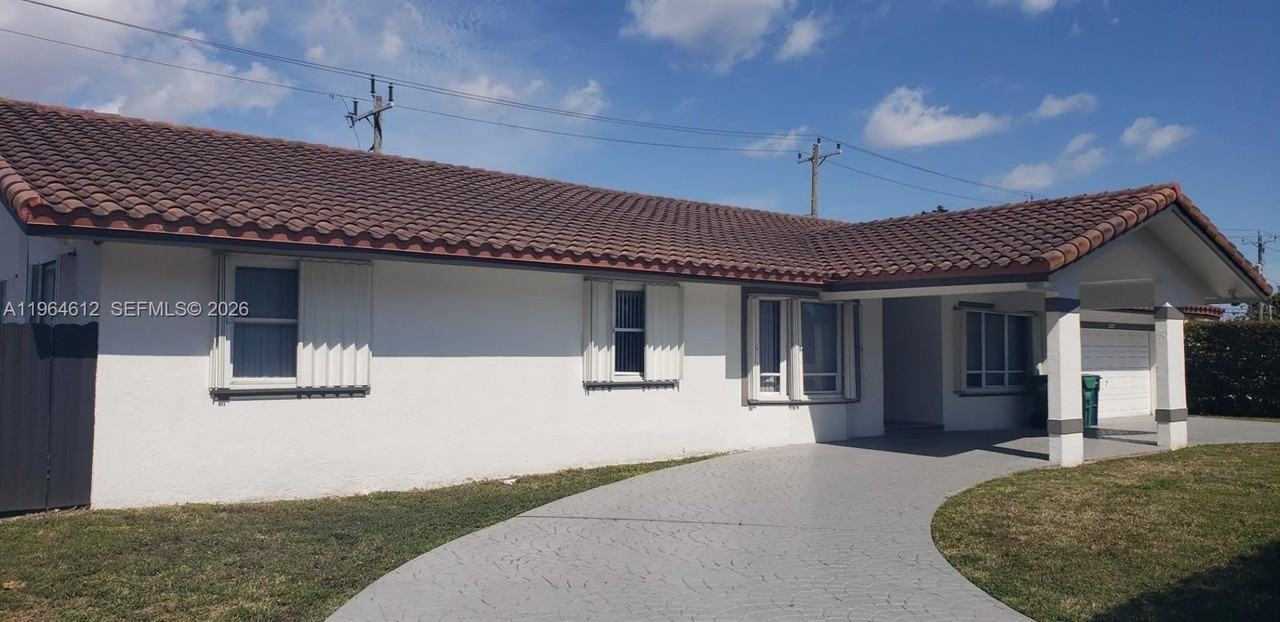 9835 Sw 56th St - Photo 2 of 23