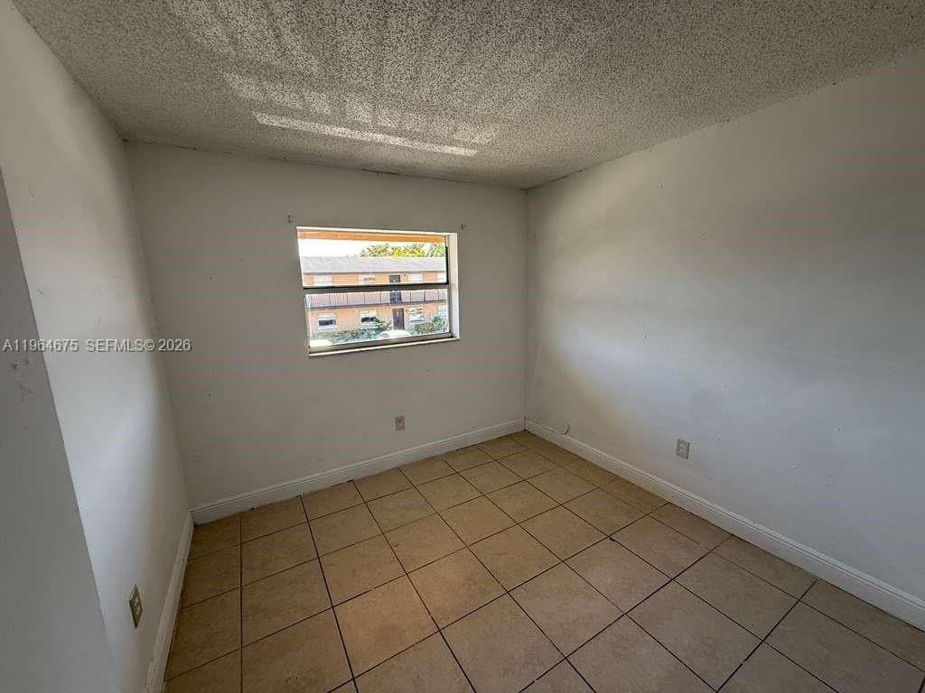 5491 W 24th Ave #39 - Photo 5 of 12
