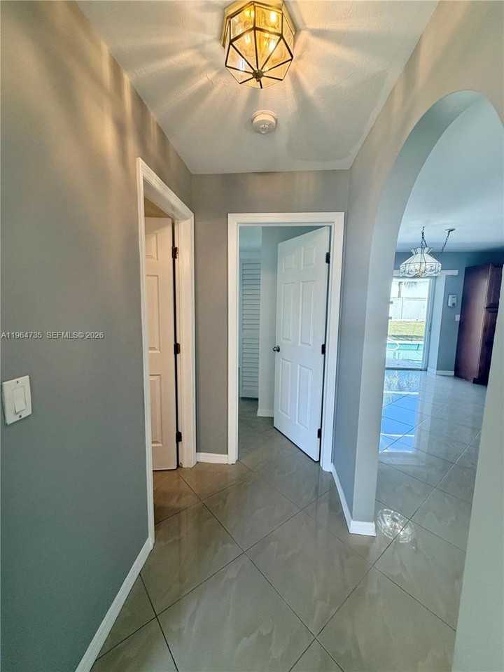 15561 Spring Line Ln - Photo 7 of 26