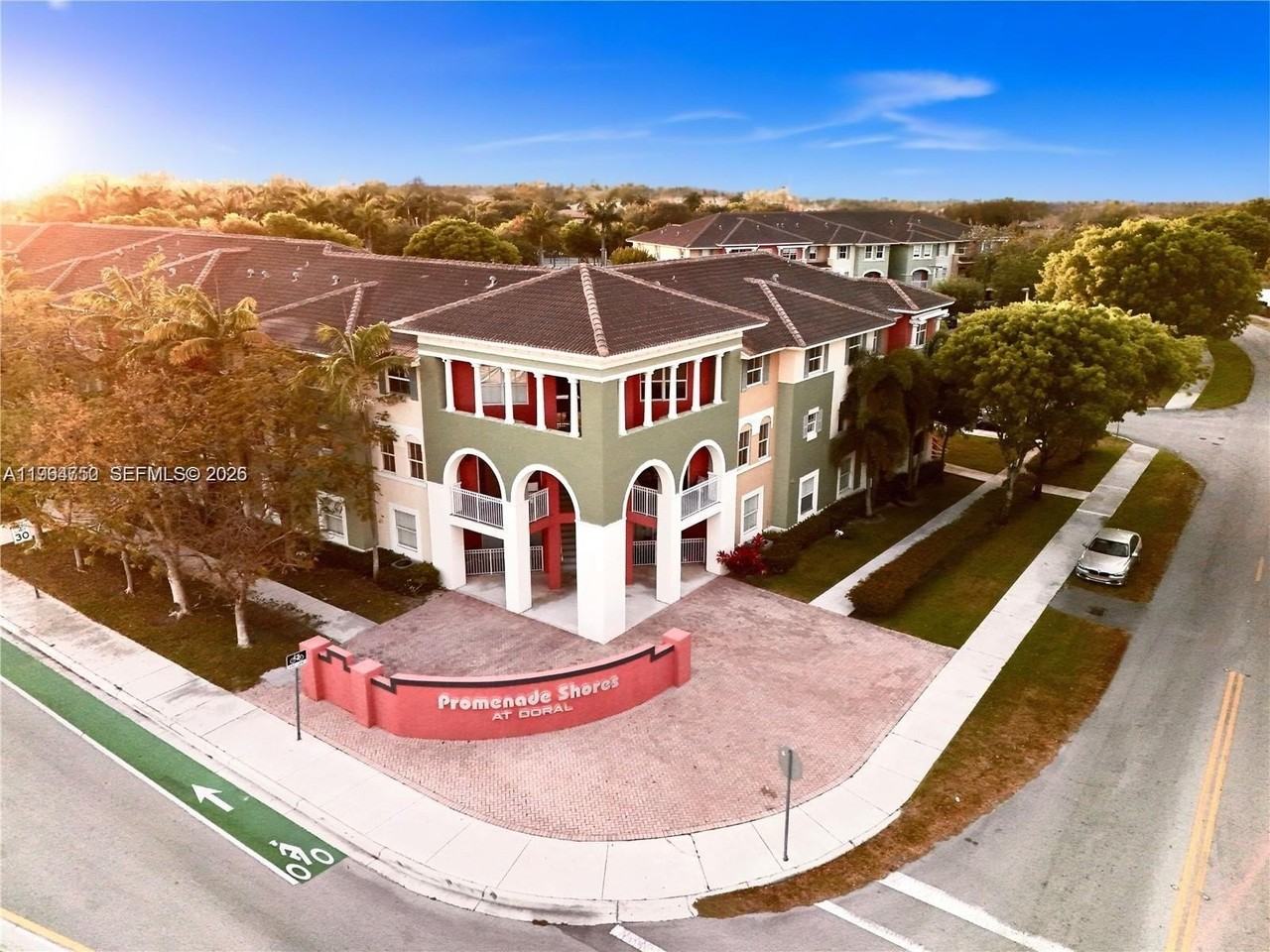 11202 Nw 83rd St #207