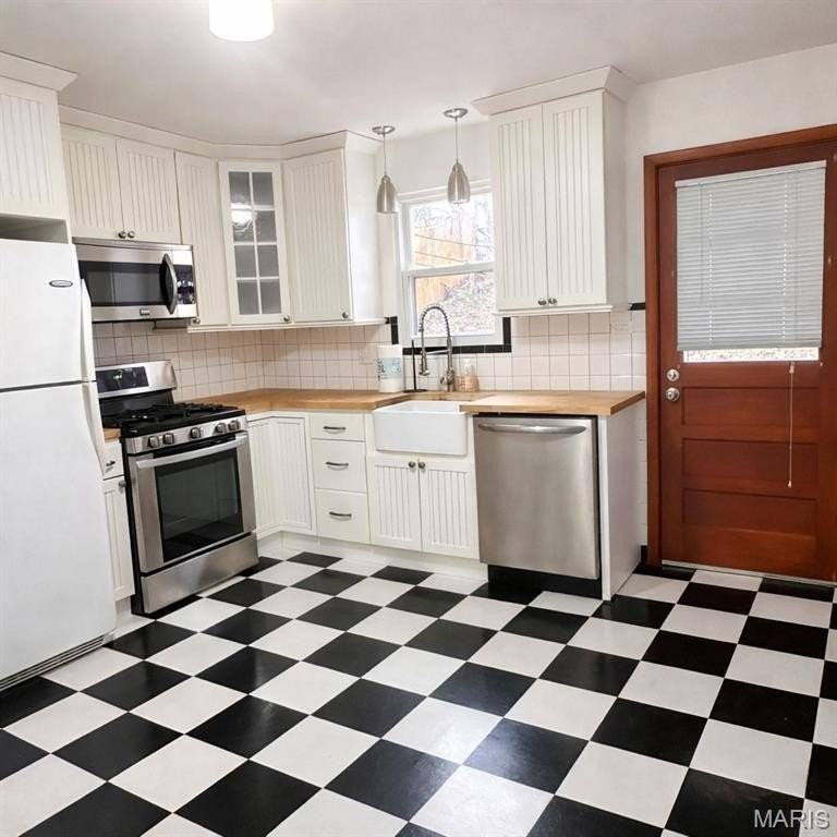 2512 Tamm Ave - Photo 3 of 7