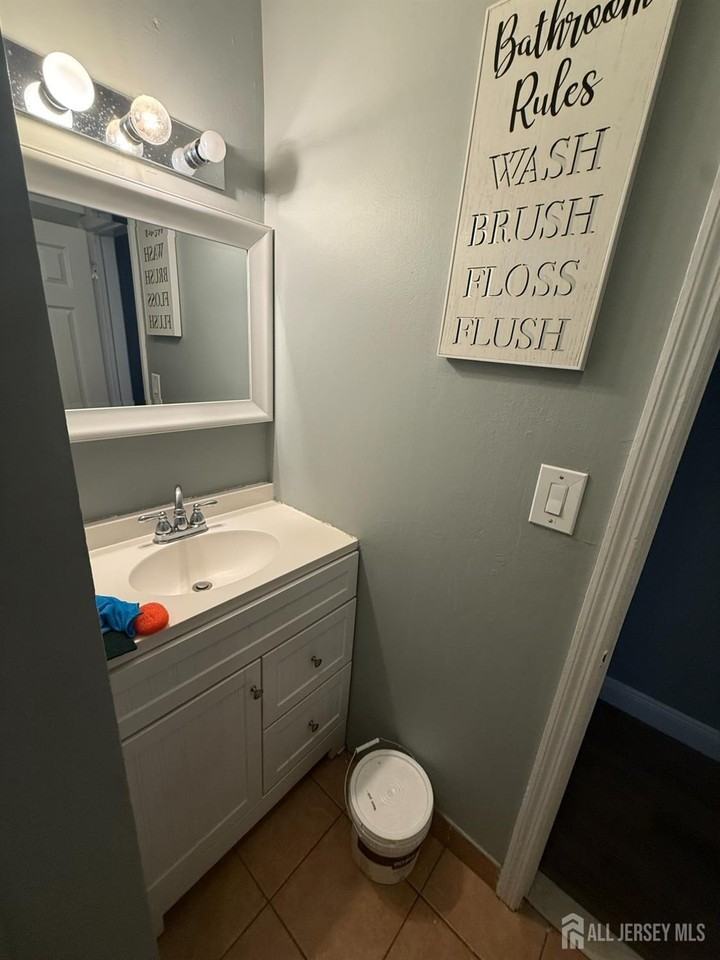 291 High St #3 - Photo 5 of 10