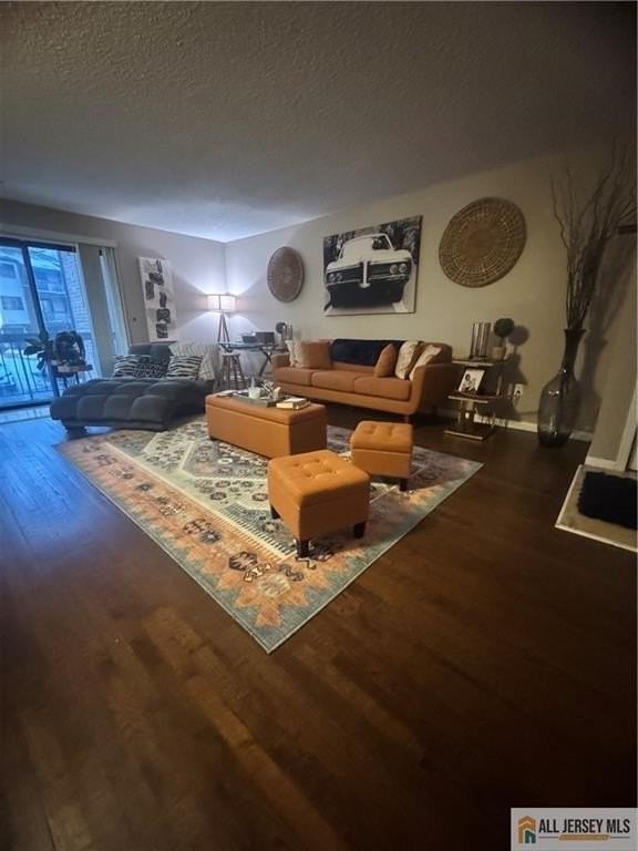 106 Edison Glen Ter #106 - Photo 2 of 11