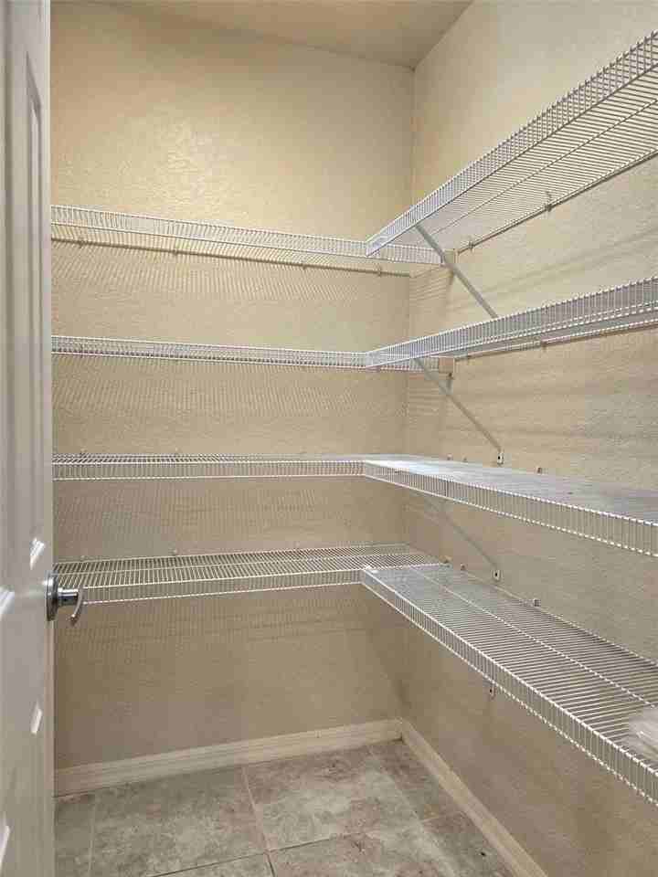 1022 Rivershore Ave - Photo 6 of 23