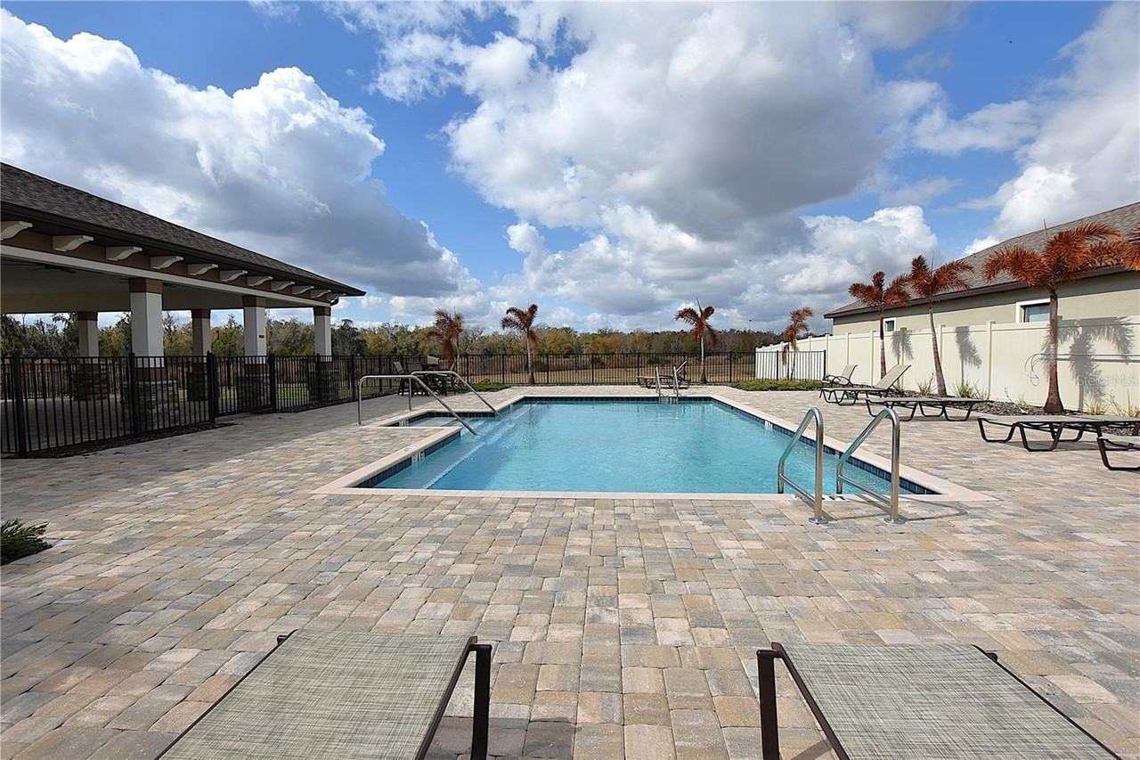 3183 Cup Dr - Photo 4 of 50