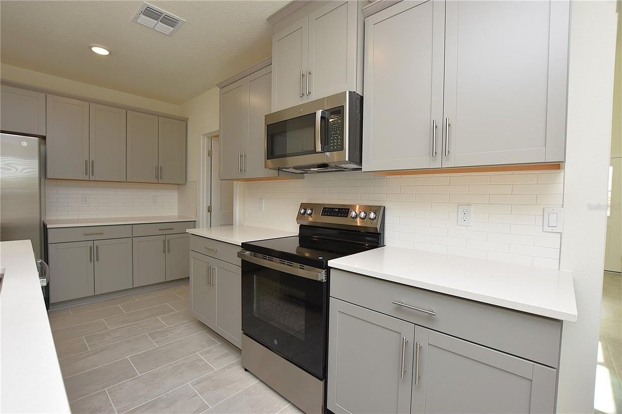 3183 Cup Dr - Photo 7 of 50