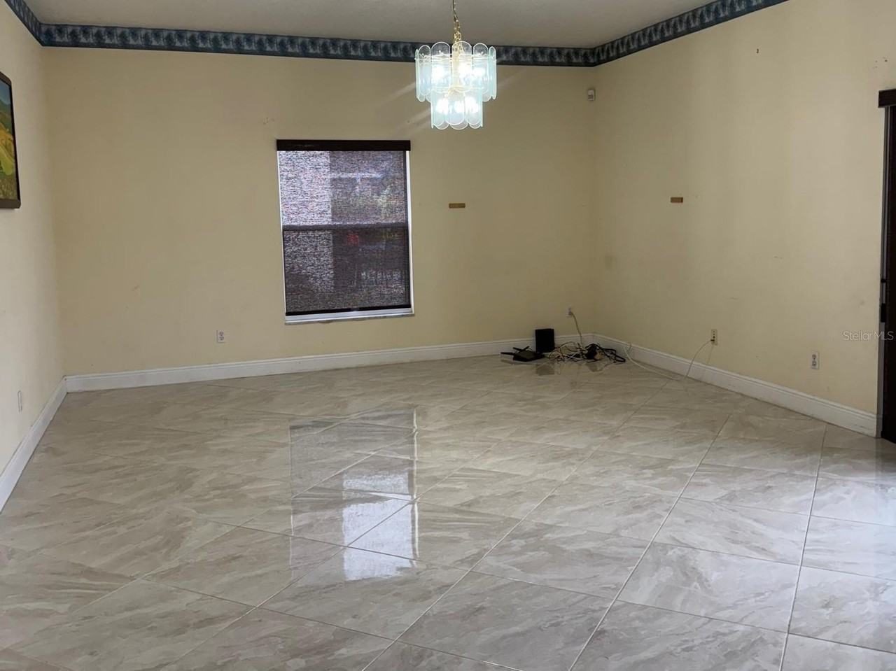 14796 Yorkshire Run Dr - Photo 5 of 16