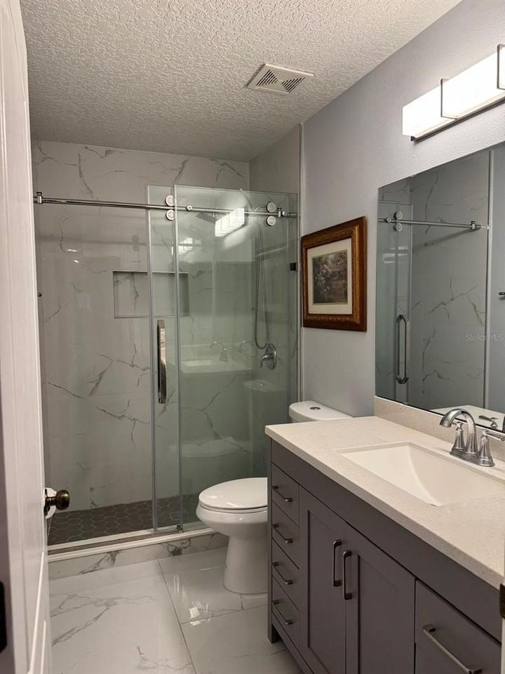 14796 Yorkshire Run Dr - Photo 7 of 16