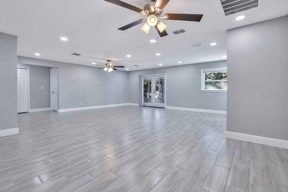 6616 Blanche Ct - Photo 6 of 31