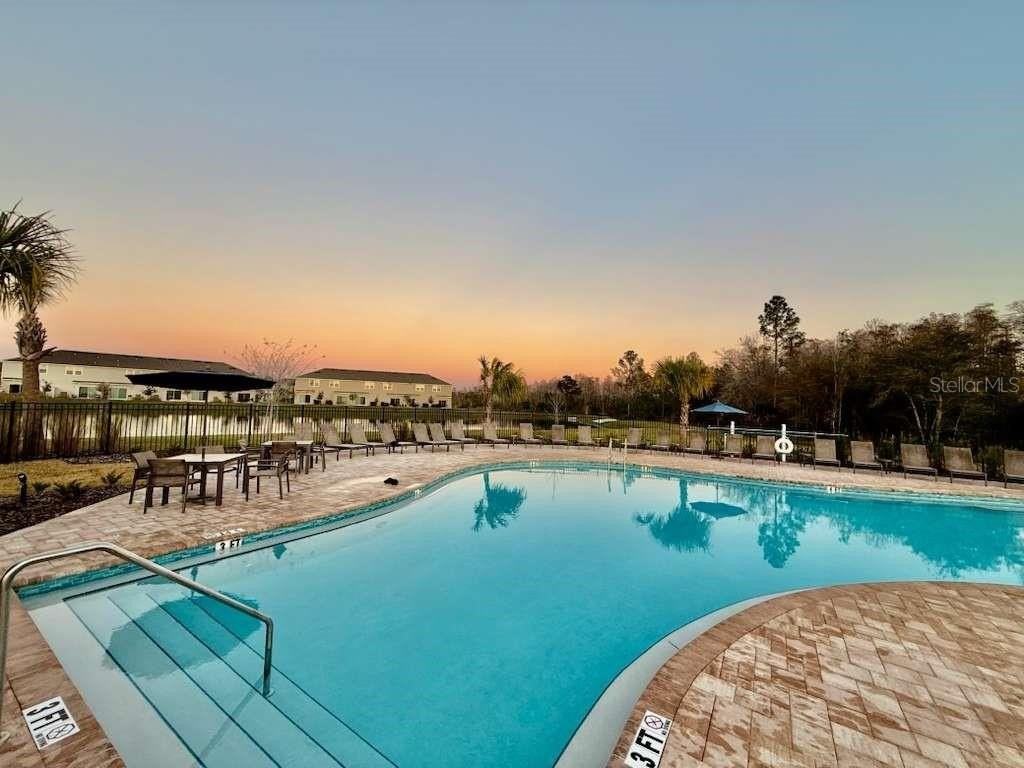 2931 Skyline Loop - Photo 4 of 10