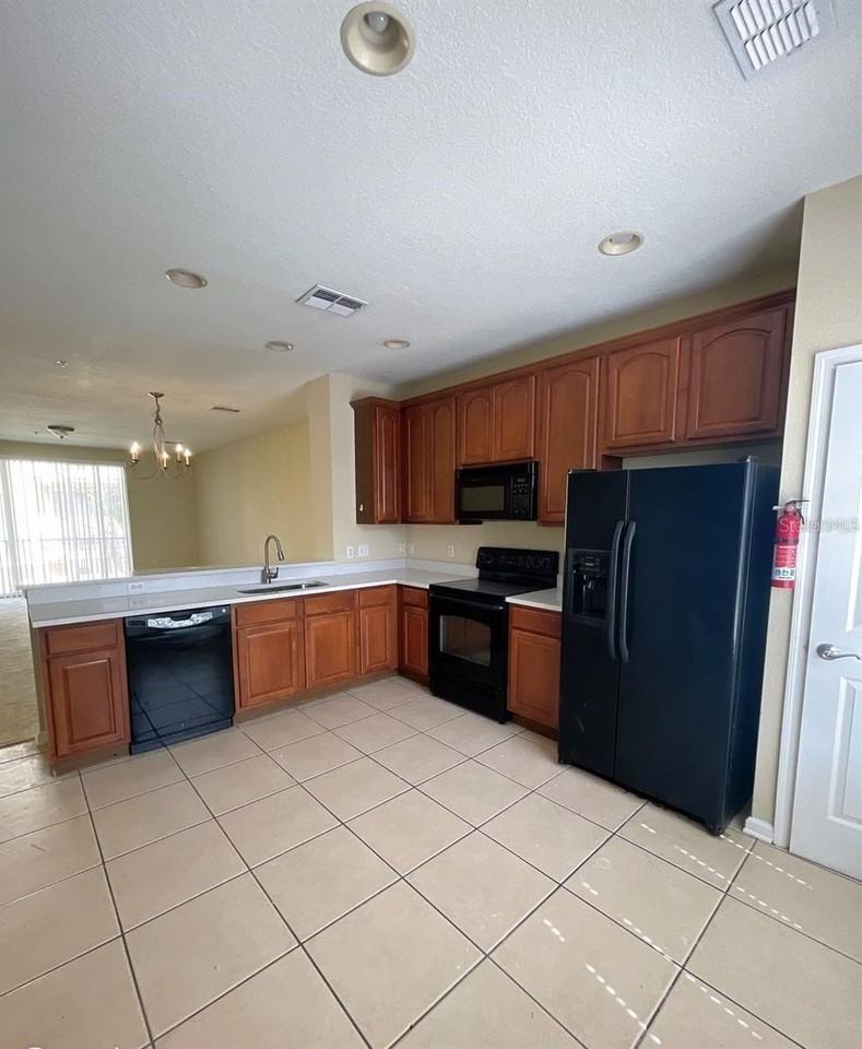 8000 Cool Breeze Dr #105 - Photo 6 of 21