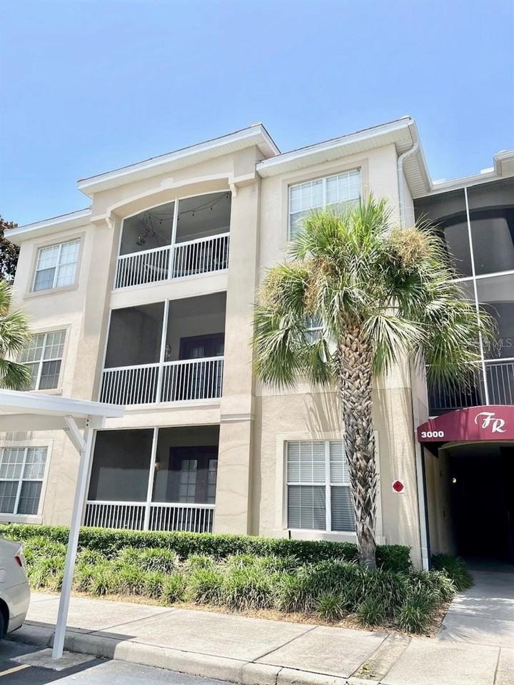 3000 Laurel Park Ln #101