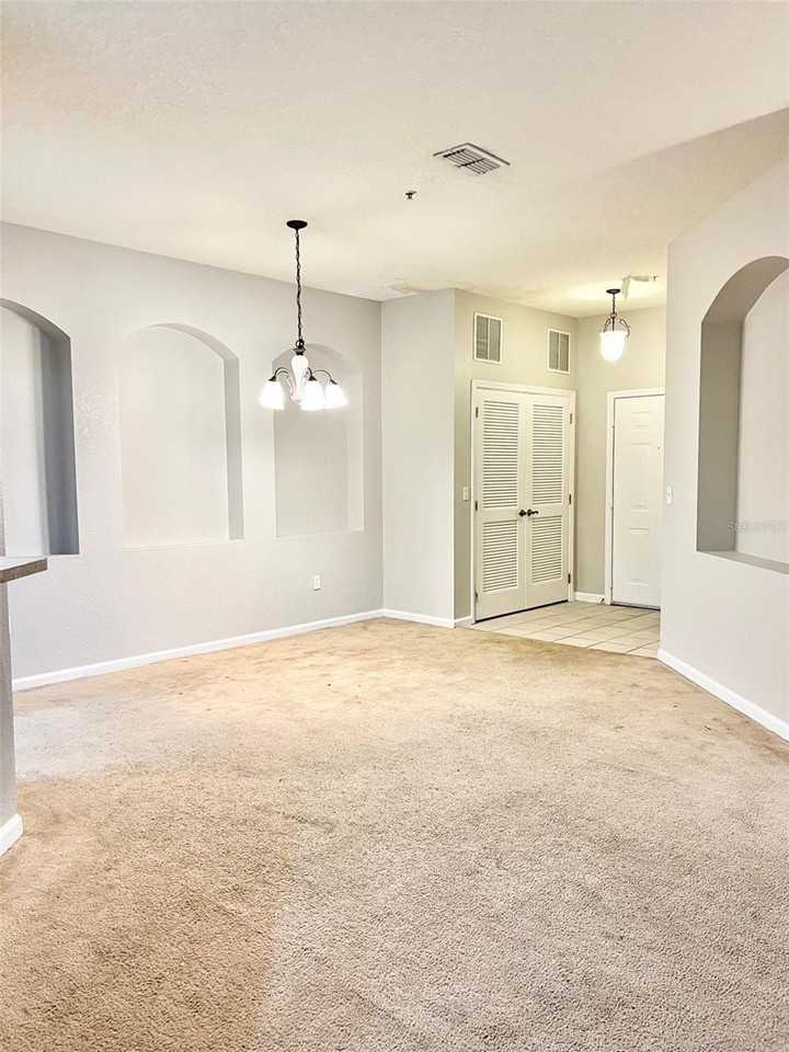 3000 Laurel Park Ln #101 - Photo 4 of 22