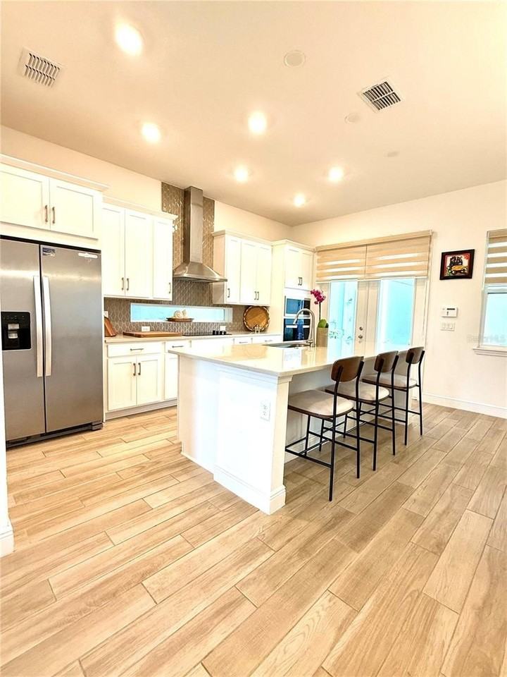 9922 Rodbell St - Photo 3 of 36