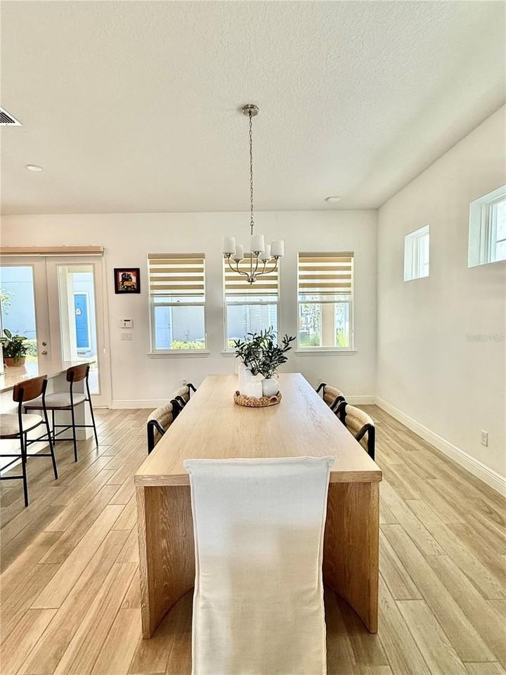 9922 Rodbell St - Photo 4 of 36