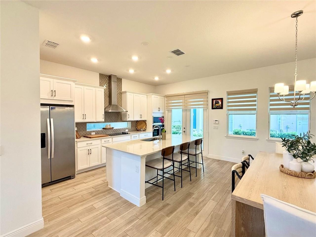 9922 Rodbell St - Photo 5 of 36