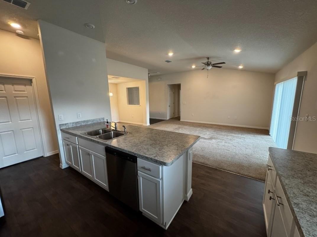 4428 Sw 132nd St - Photo 5 of 15