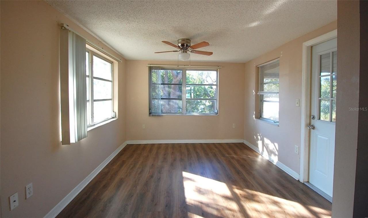 7814 Topay Ln - Photo 6 of 12