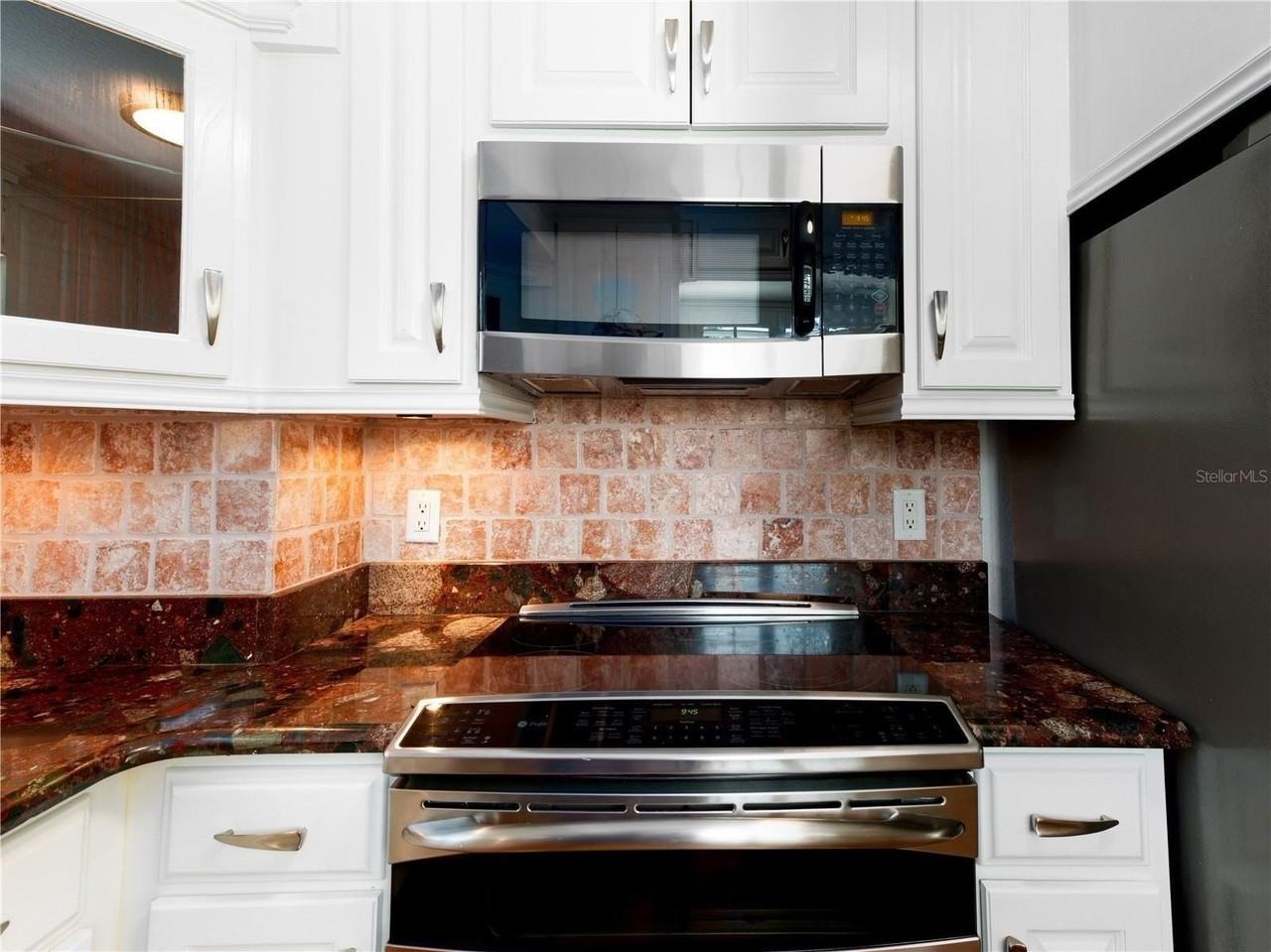 1153 Tookes Rd - Photo 7 of 44