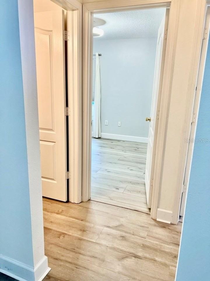 25330 Flying Ebony Ln - Photo 5 of 27